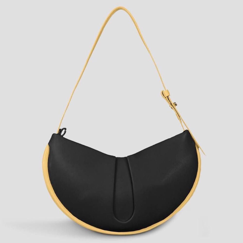 Themoire Women's Black Bag